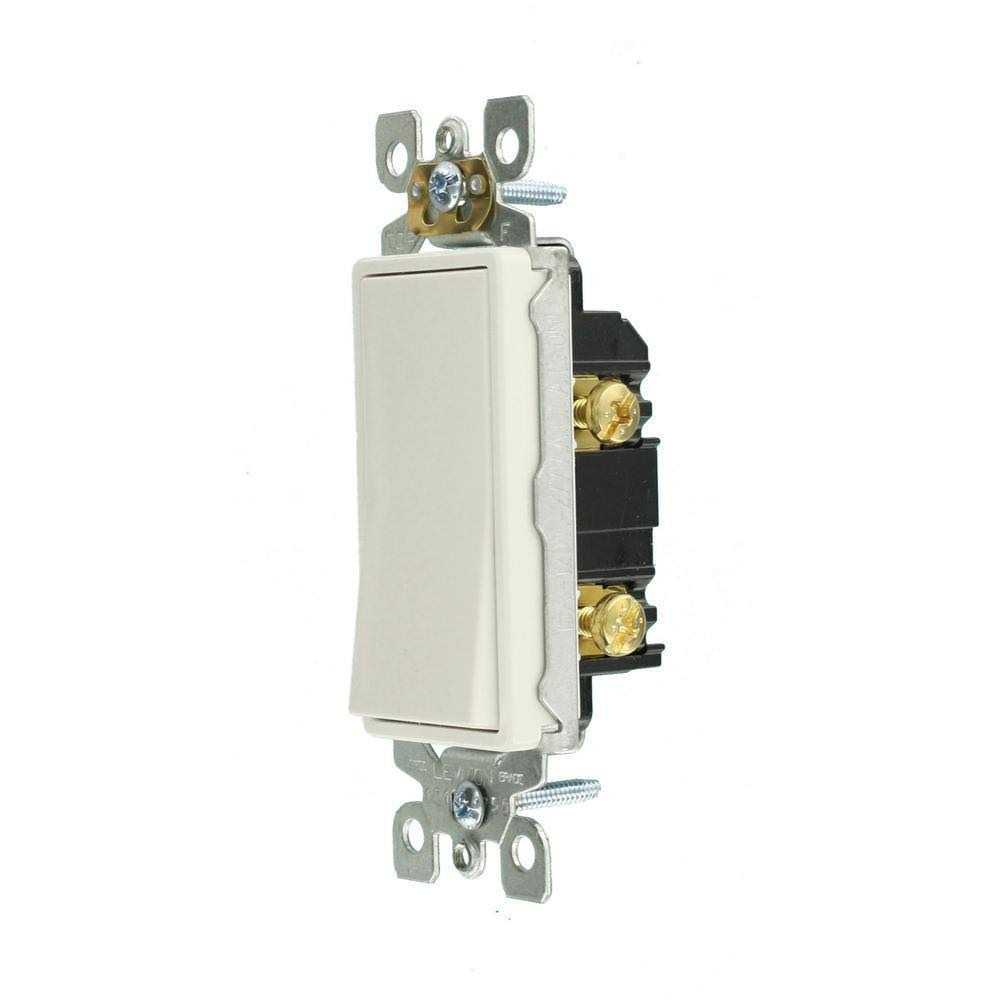 Leviton Decora Rocker Single Pole Switch - Cheap Fitting
