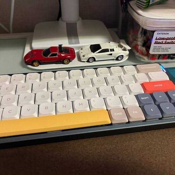 Gateron Low-profile 2.0 Switches Switch / 100pcs - Cheap Fitting