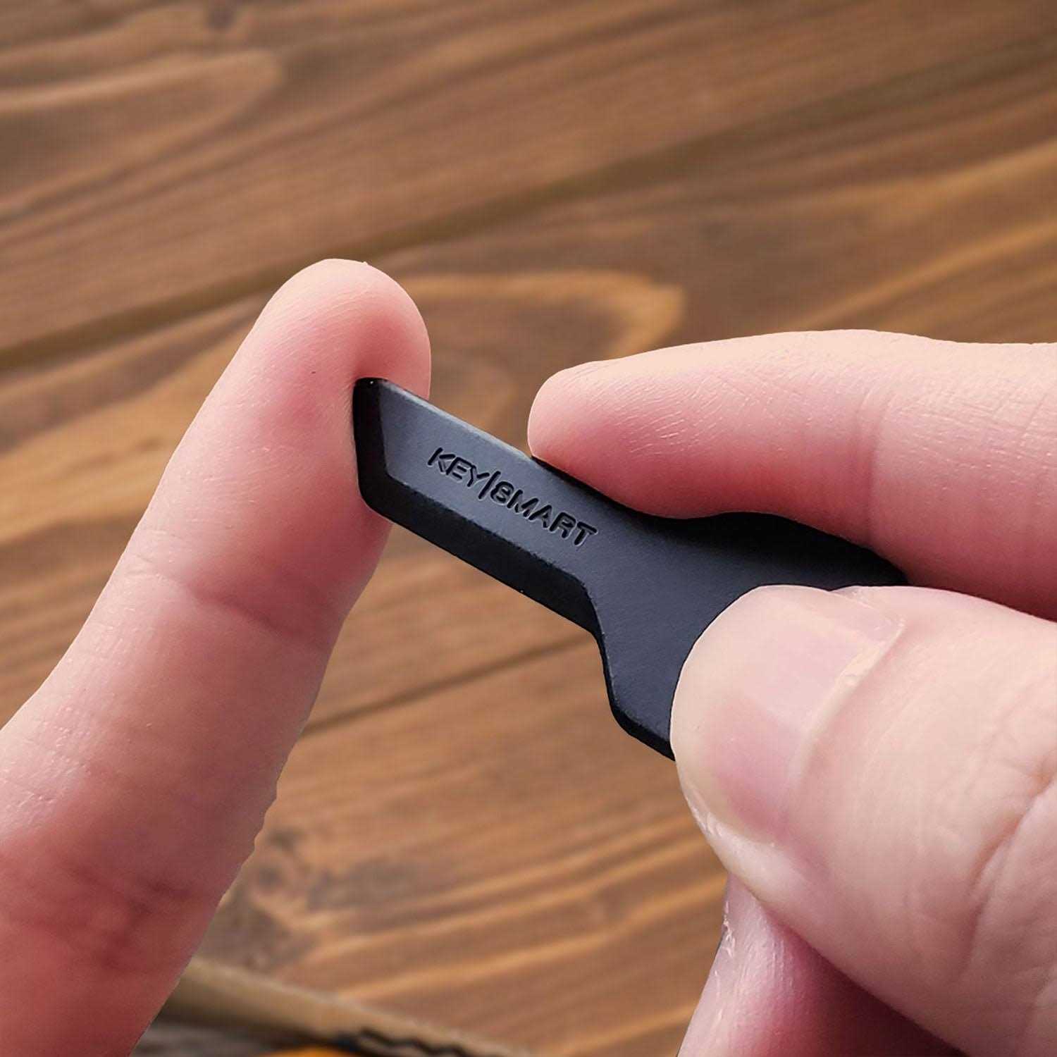 KeySmart SafeBlade Keychain - Cheap Fitting