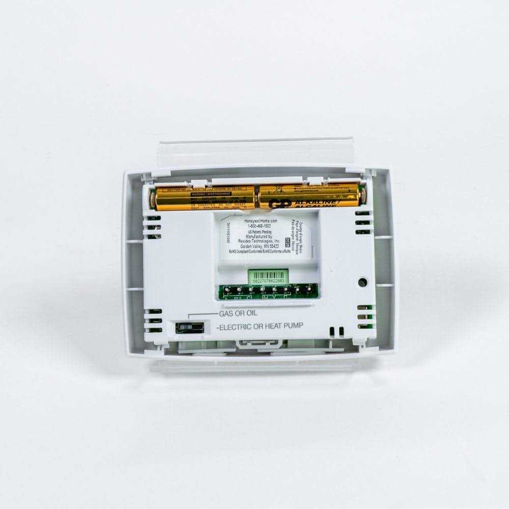 Honeywell PRO TH1110E1000 E1 Non-Programmable Thermostat - Cheap Fitting